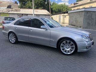 Mercedes E Class foto 6