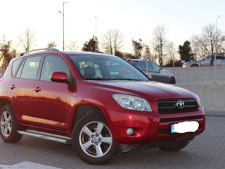 Toyota Rav 4 foto 8