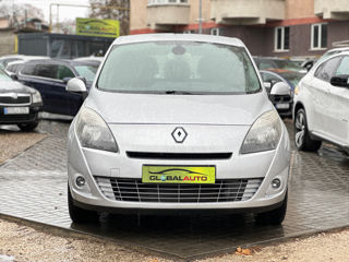 Renault Grand Scenic foto 2