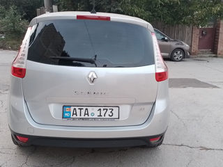 Renault Megane foto 6