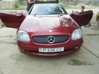 Mercedes SLK Class foto 1