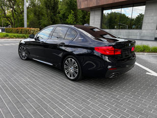 BMW 5 Series foto 3