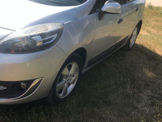 Renault Grand Scenic foto 5