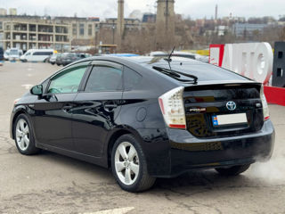 Toyota Prius foto 8