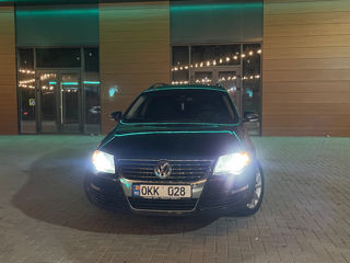 Volkswagen Passat foto 1