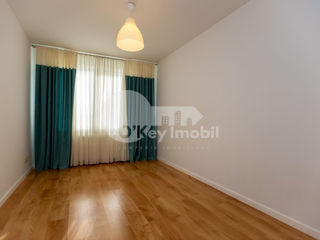 Apartament cu 4 camere, 120 m², Centru, Chișinău foto 8