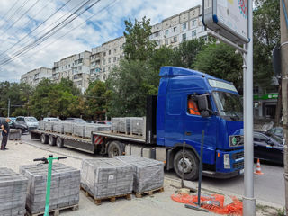 Transport materiale construcții/Перевозка строительных материалов
