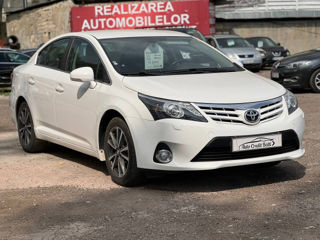 Toyota Avensis foto 7