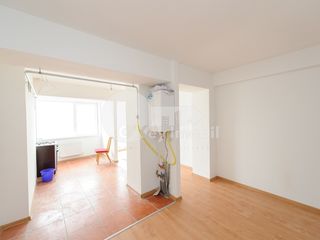 Apartament cu 2 camere, str. Unirii, Stăuceni, 17800 € ! foto 4