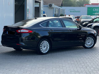 Ford Fusion foto 3