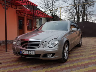 Mercedes E Class foto 8