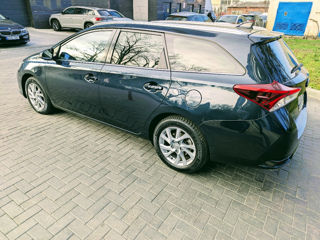 Toyota Auris foto 4