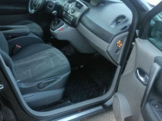 Renault Scenic foto 8