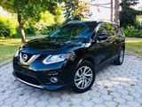 Nissan Rogue foto 4