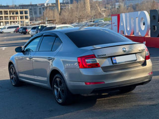 Skoda Octavia foto 8