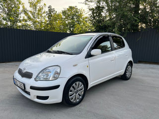 Toyota Yaris foto 3