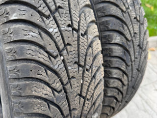 175/70 r13 2 шины зимний Maxxis  1200 лей