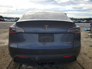 Tesla Model Y foto 5