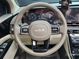 KIA Carnival фото 13