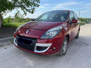 Dezmembrez Renault Grand scenic foto 2