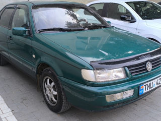 Volkswagen Passat foto 2