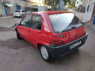 Peugeot 106 foto 10