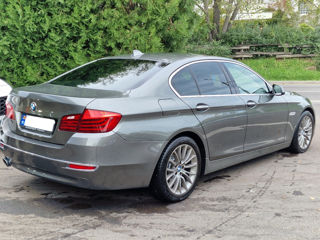 BMW 5 Series foto 4