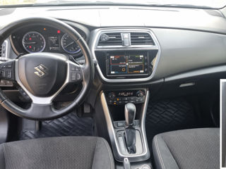 Suzuki SX4 foto 10