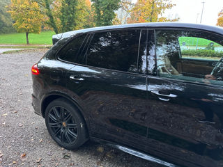 Porsche Cayenne foto 8