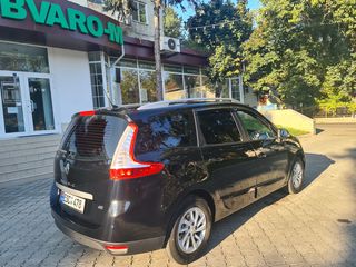 Renault Grand Scenic foto 3