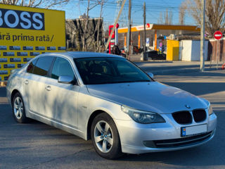 BMW 5 Series foto 4