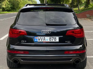 Audi Q7 foto 2