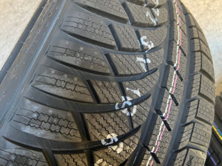 255/45 R19 Kumho Wintercraft WP72/ Доставка, livrare toata Moldova foto 4