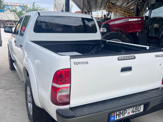 Toyota Hilux foto 3