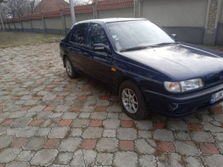 Nissan Sunny foto 4