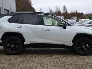 Toyota Rav 4 foto 4