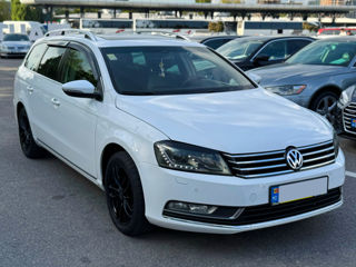 Volkswagen Passat foto 3