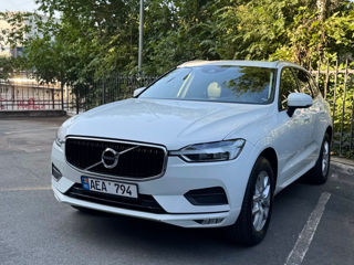 Volvo XC60 foto 1