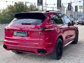 Porsche Cayenne foto 6