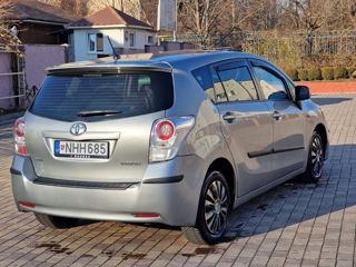 Toyota Verso foto 5