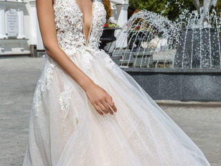Vînd rochie de mireasa Crystal Design / Продам свадебное платье Crystal Design, размер 42-46 foto 1