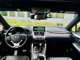 Lexus NX Series foto 8