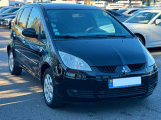 Mitsubishi Colt foto 5