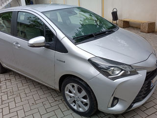 Toyota Yaris foto 2