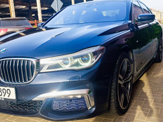 BMW 7 Series foto 4