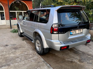 Mitsubishi Pajero Sport foto 4