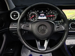 Mercedes E-Class foto 15