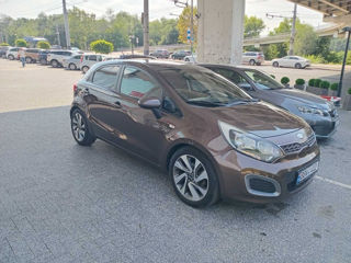 KIA Rio foto 1