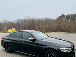 BMW 5 Series foto 3