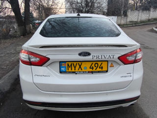 Ford Fusion foto 5